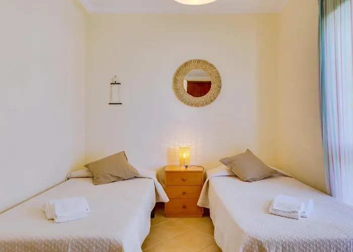 Infiniteseaview - At Homesbyfc Apartamento