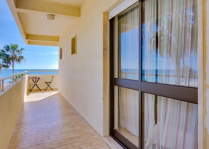 公寓 Infiniteseaview - At Homesbyfc